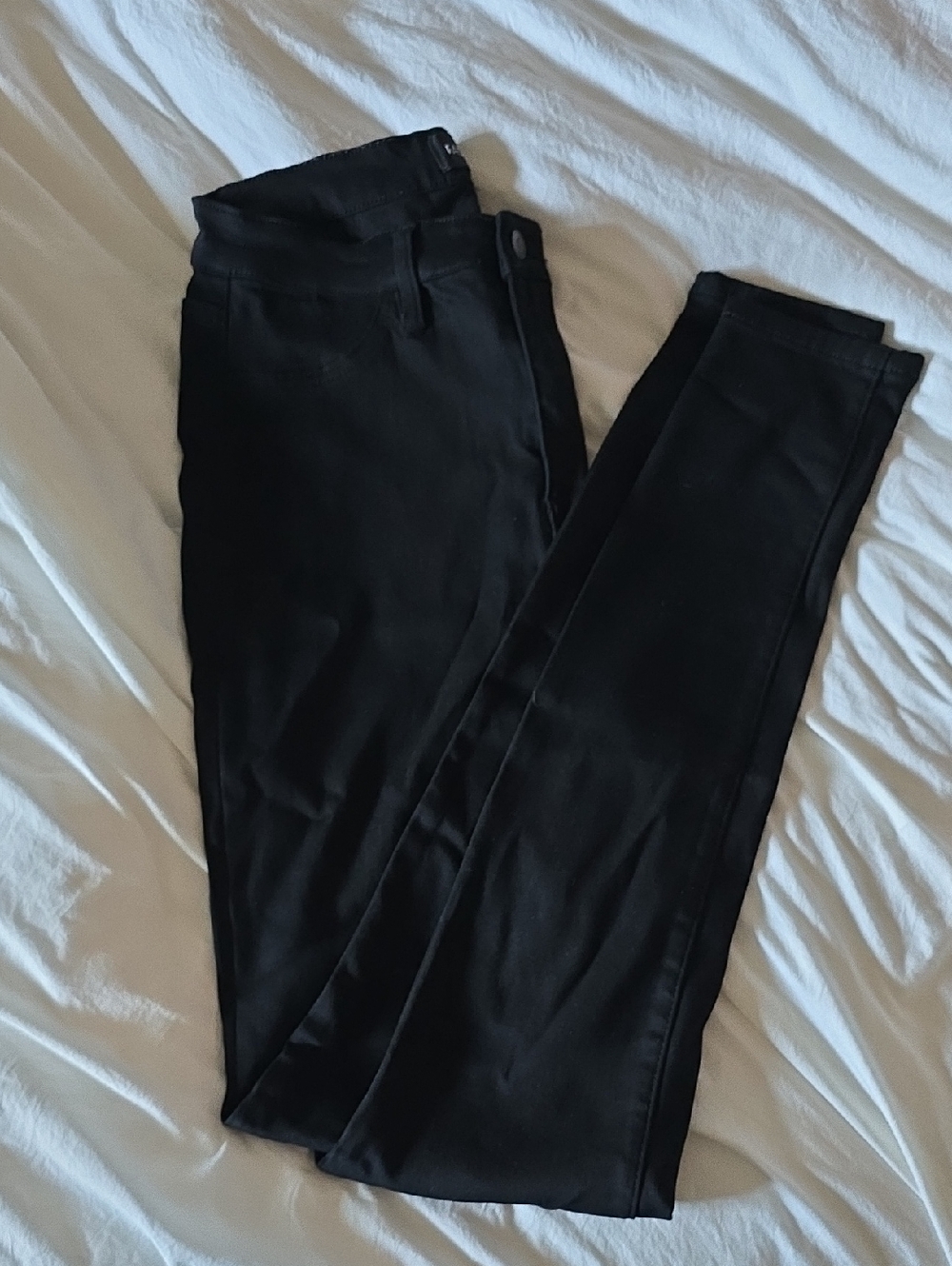 Black High-Waist Skinny Jeans